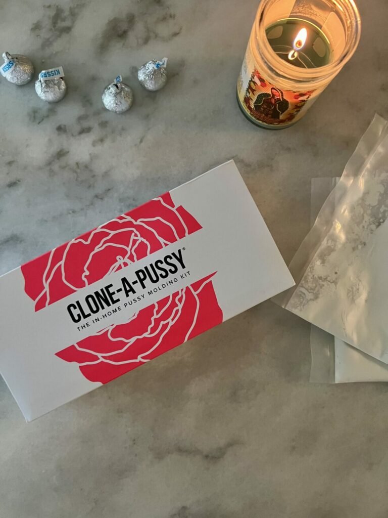 clone a pussy vulva molding kit with casting powder